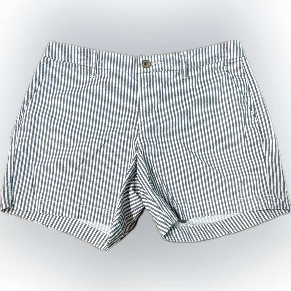 Old Navy Striped Women's Shorts
